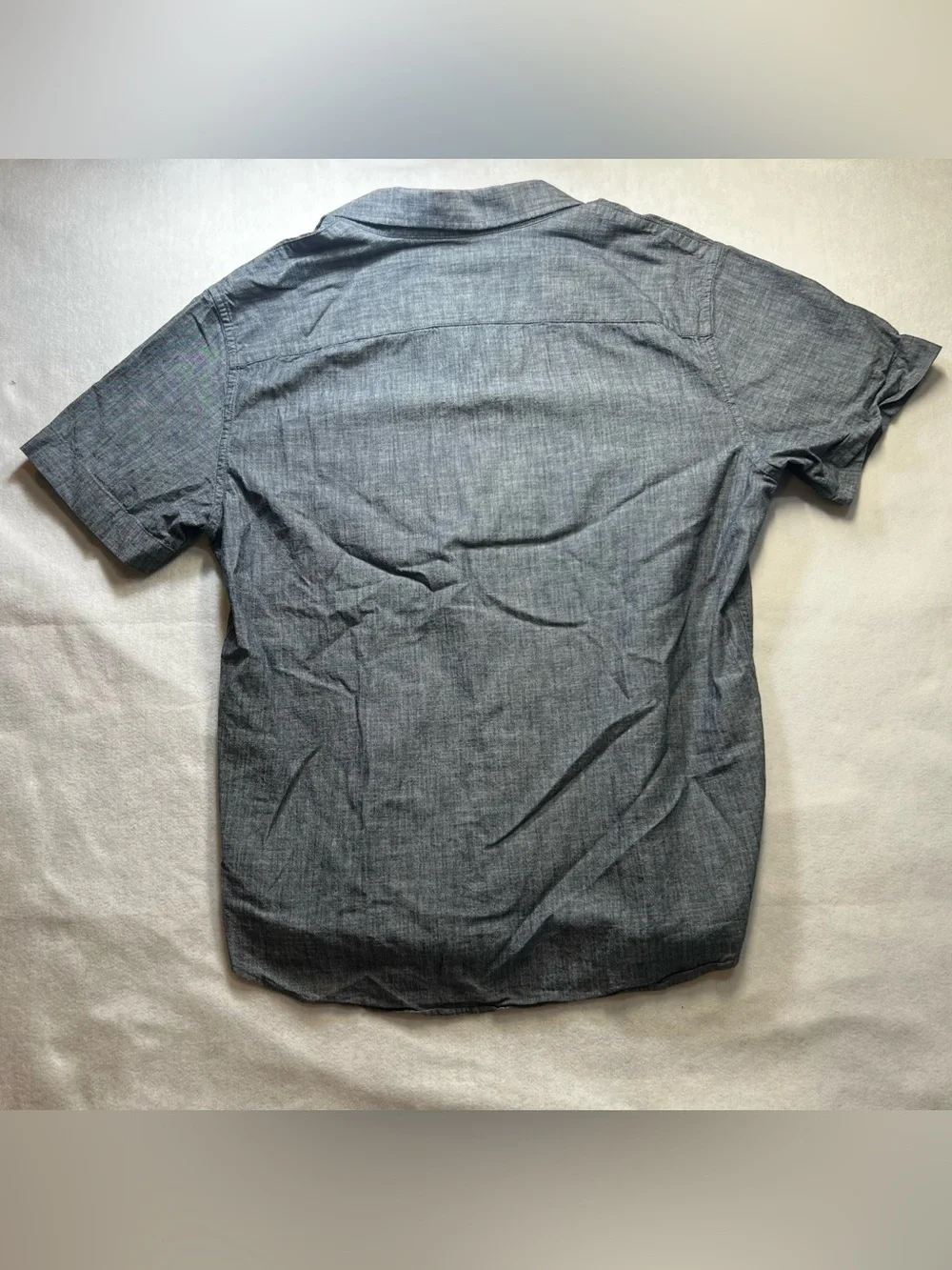 2 Banana Republic Men's L Regular Blue Floral and grey shirt. 2 shirt  BUNDLE 60